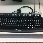 Großschrifttastatur, Braillezeile & Headset