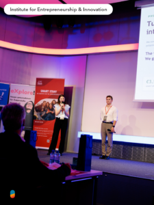E&I Touchdown Carousel 13 Bilderrahmen I